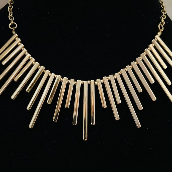 Fabulous Abstracted Necklace In Gold Bars, 17 inches. /N112 - Picture 2 of 4